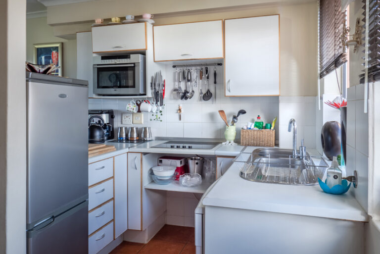 desain dapur kecil ukuran 2x2