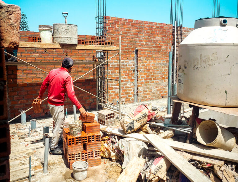 cara renovasi rumah 1 lantai menjadi 2 lantai